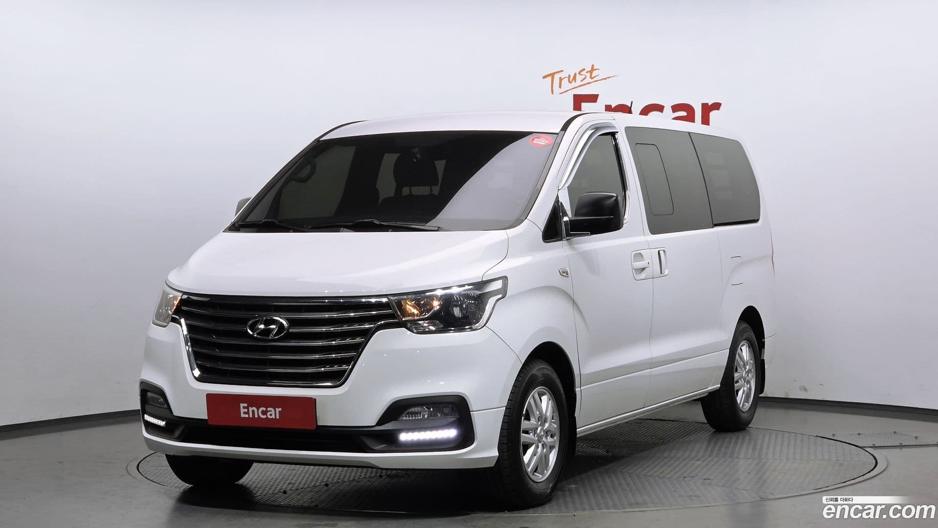 Main__Slider__Photo:Starex Hyundai 2018.6-0