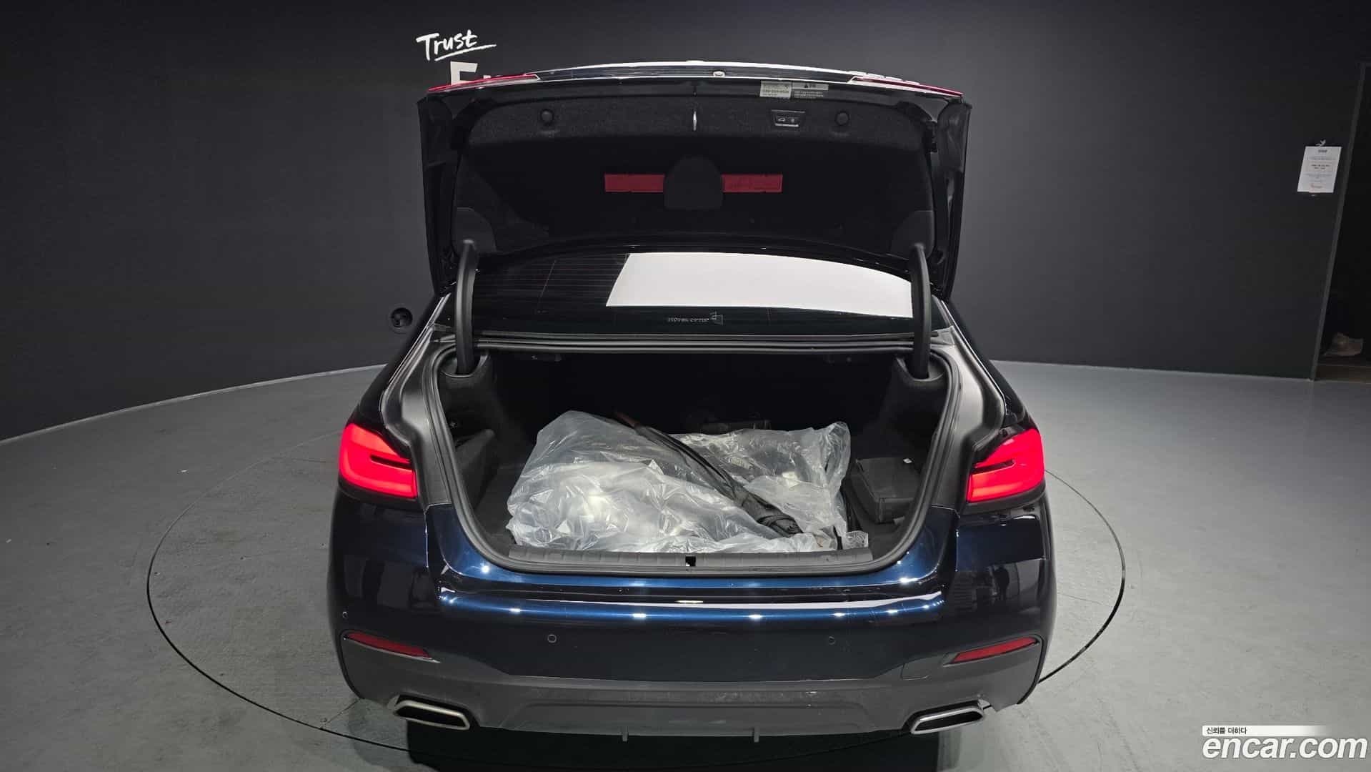 5-Series BMW 2023.5-OPTION-024