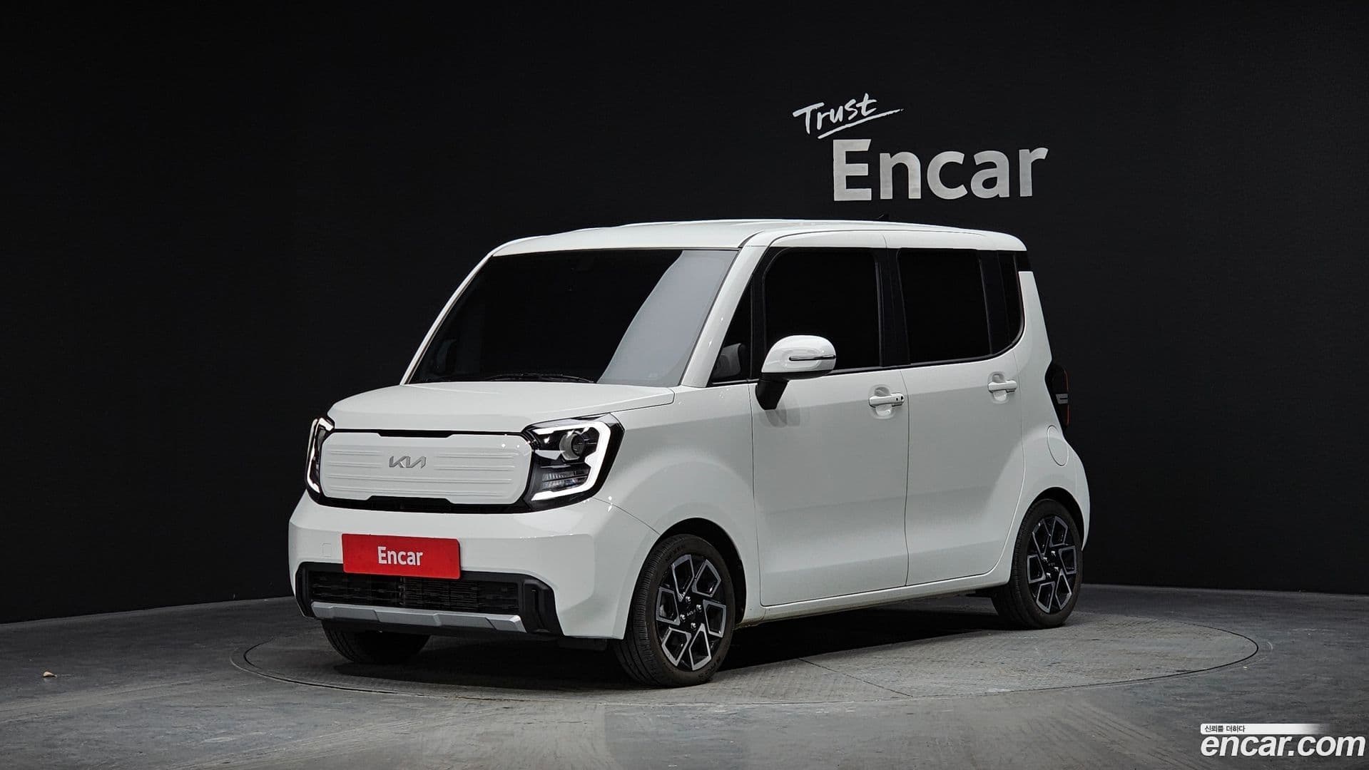 Main__Slider__Photo:RAY Kia 2023.8-0