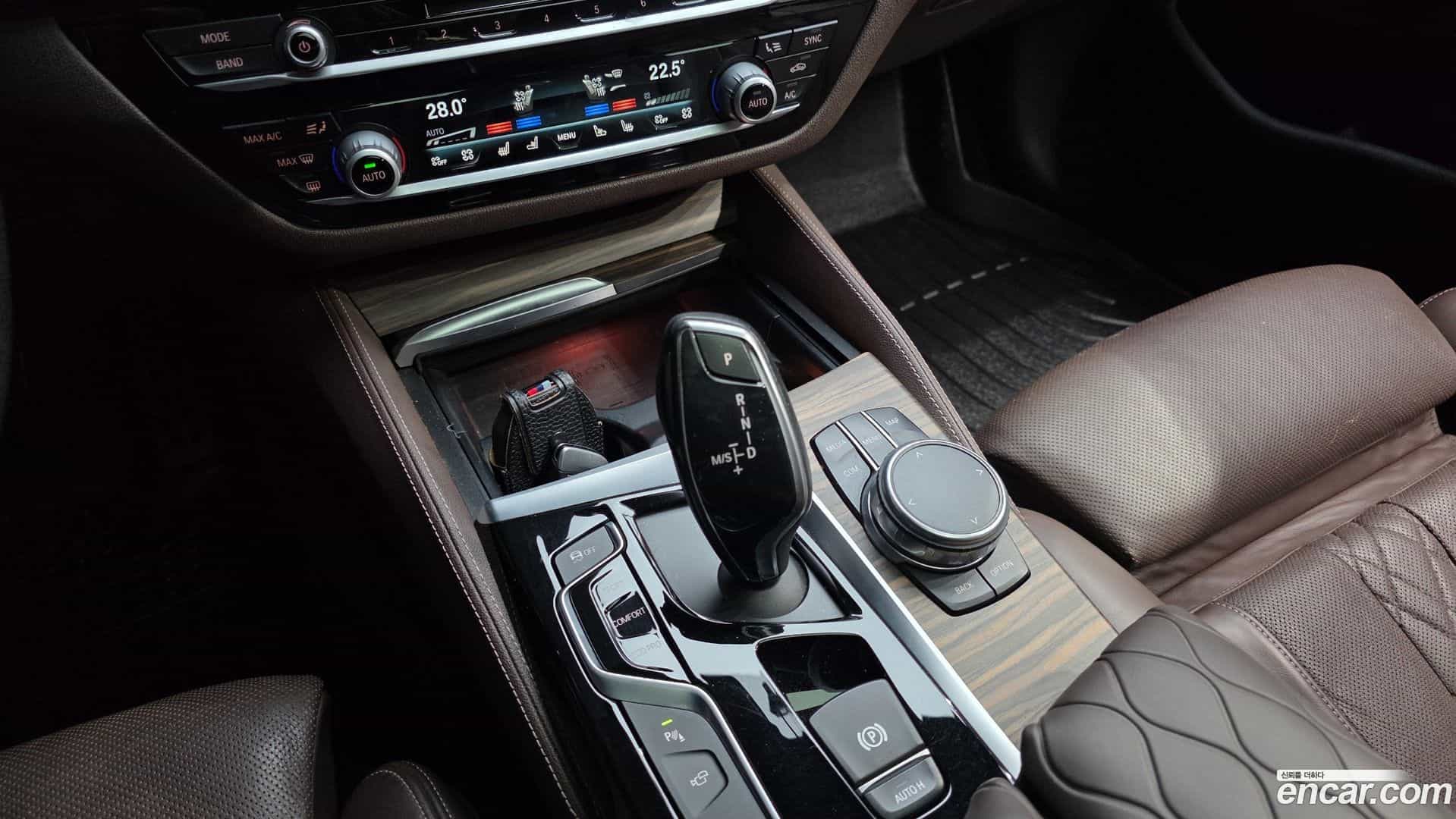 5-Series BMW 2018.0-INNER-009