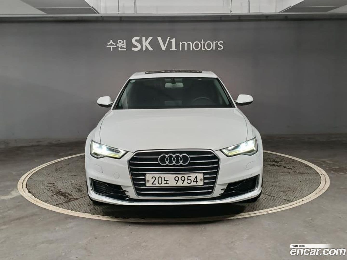 Main__Slider__Photo:A6 Audi 2015.6-0