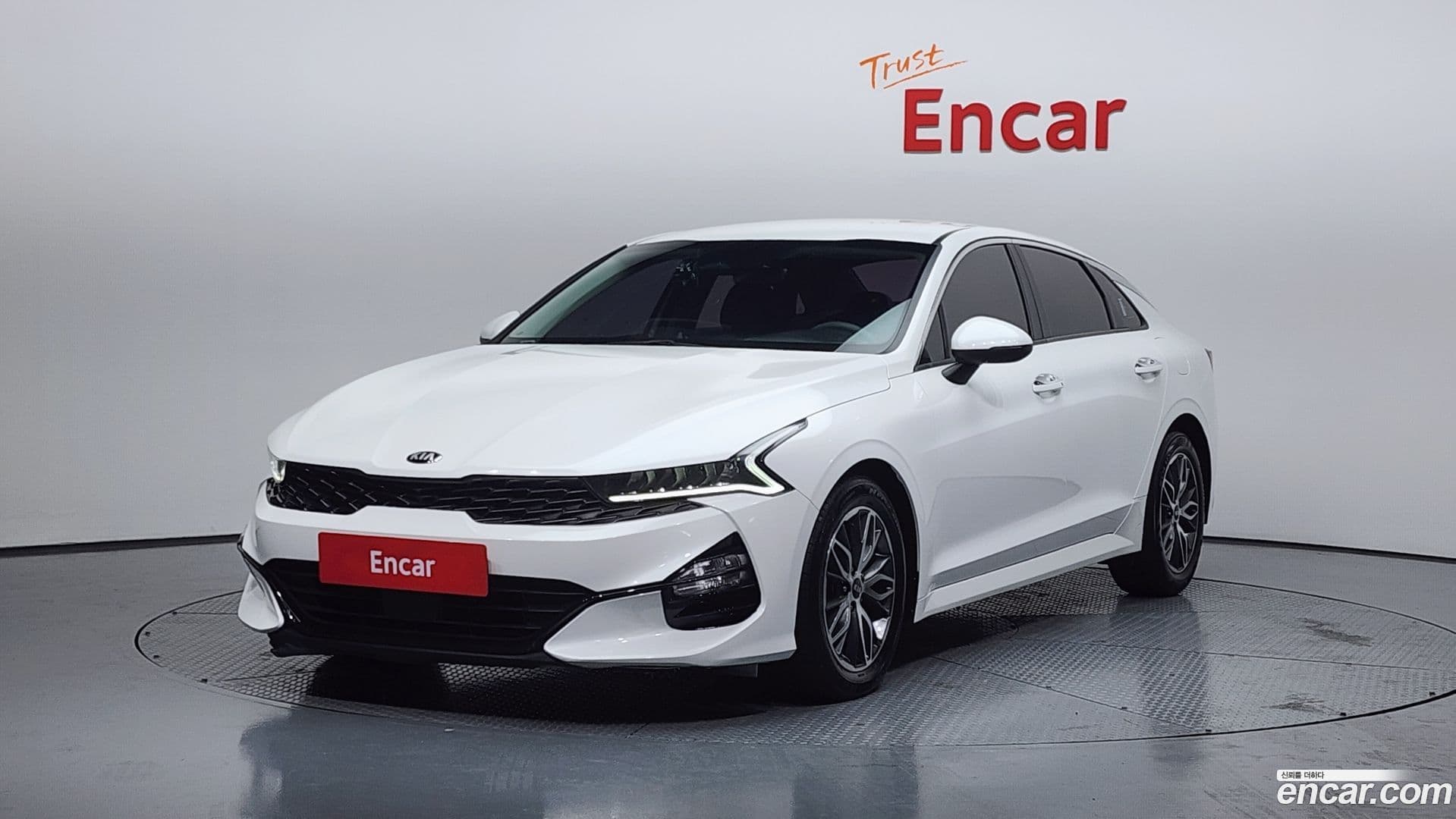 Main__Slider__Photo:K5 Kia 2020.6-0