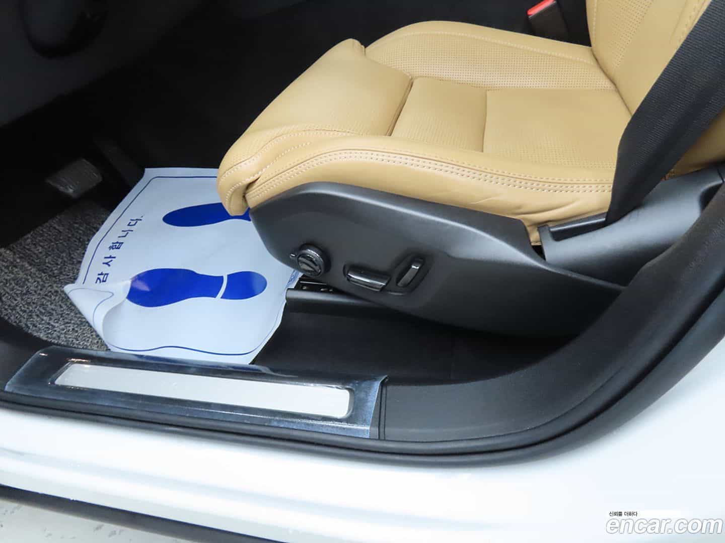 XC60 Volvo 2019.4-OPTION-019