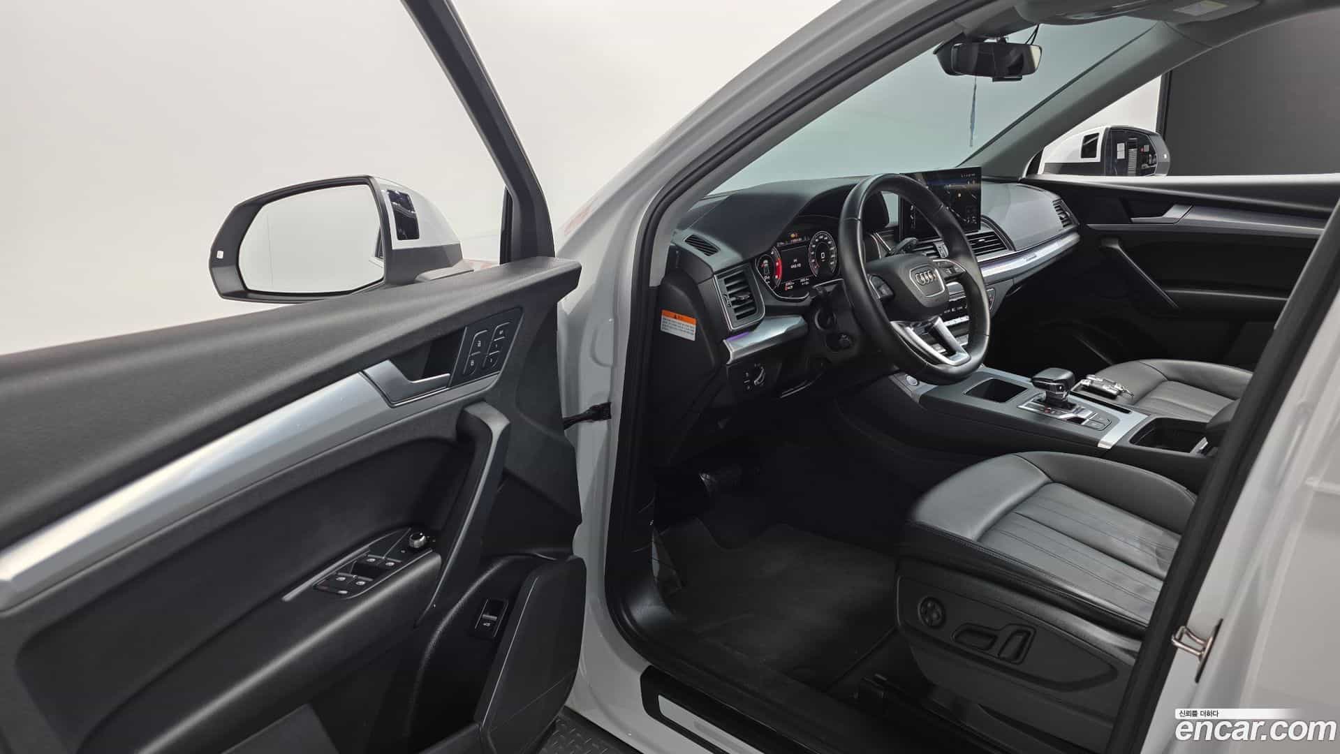 Q5 Audi 2021.8-OPTION-016