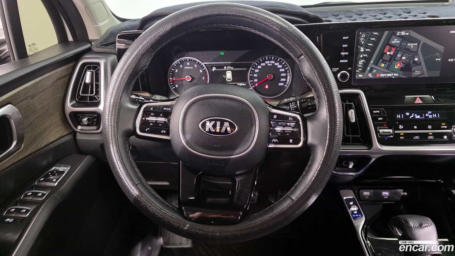Sorento Kia 2021.0-OPTION-017