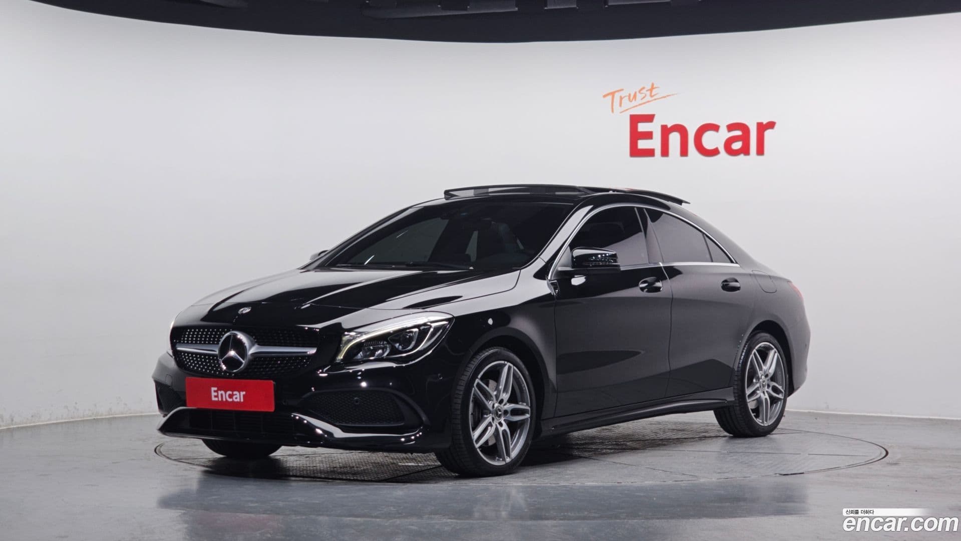 Main__Slider__Photo:CLA-Class Mercedes-Benz 2018.2-0