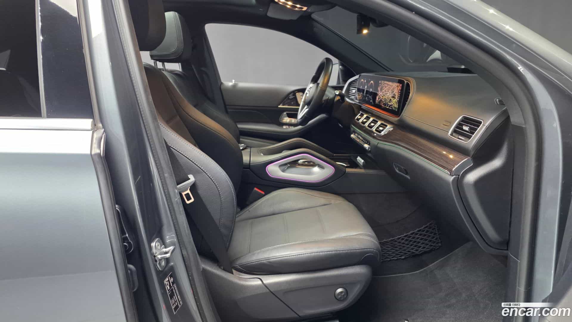 GLE-Class Mercedes-Benz 2021.1-OPTION-015