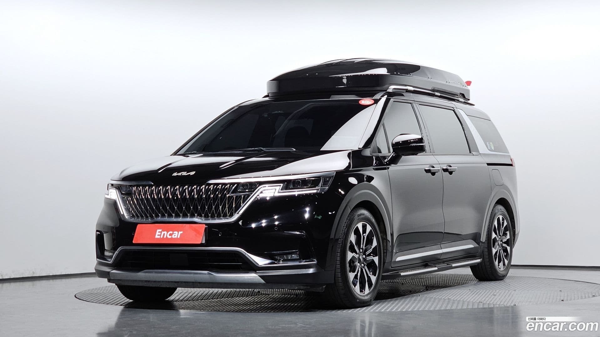 Main__Slider__Photo:Canival Kia 2020.9-0