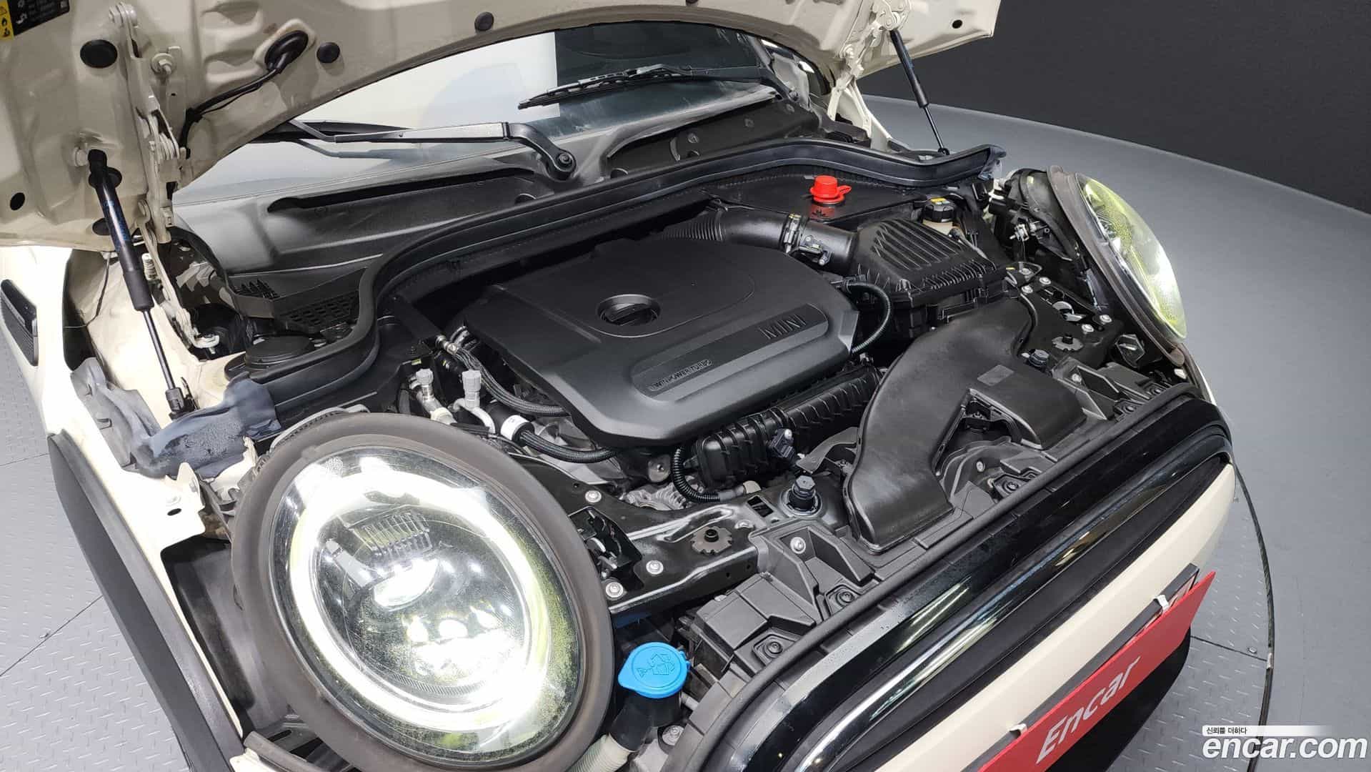 Cooper Convertible Mini 2022.4-INNER-006