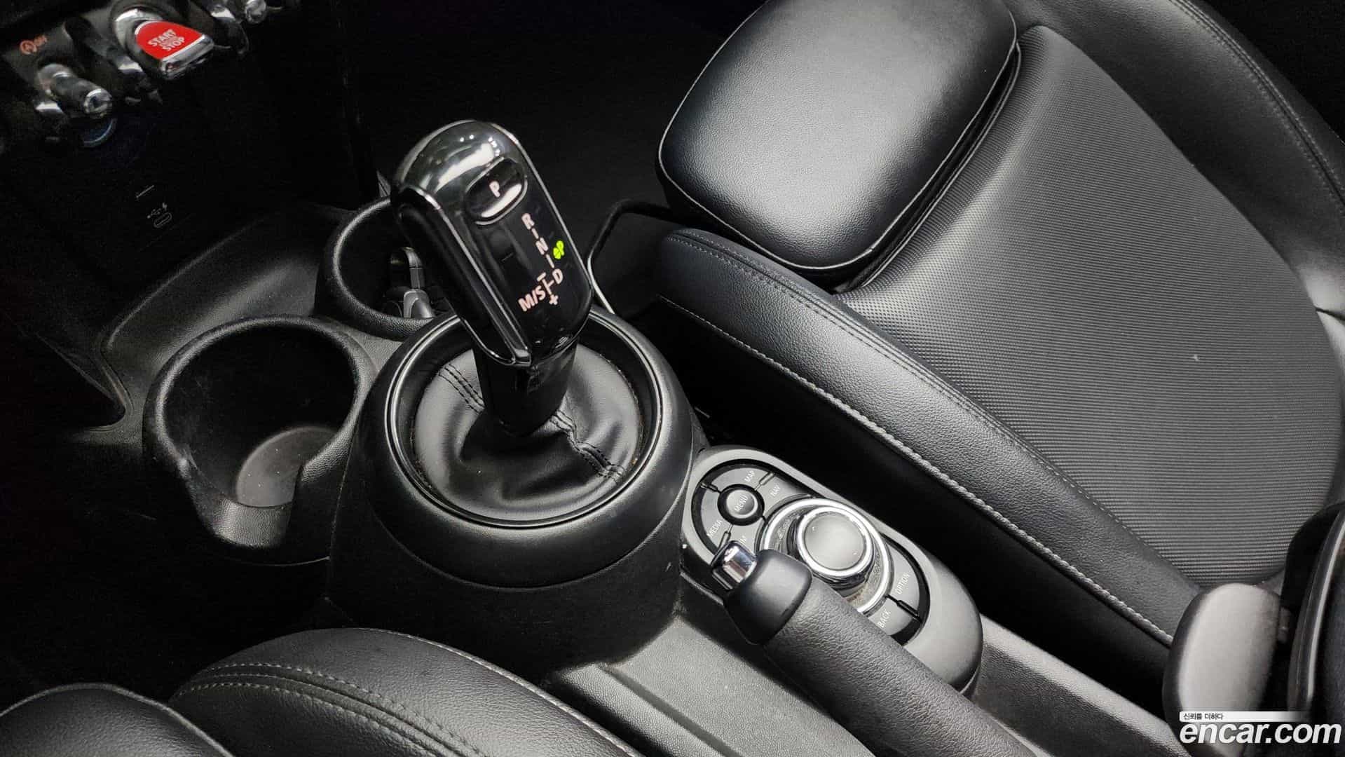 Cooper Convertible Mini 2022.4-INNER-009