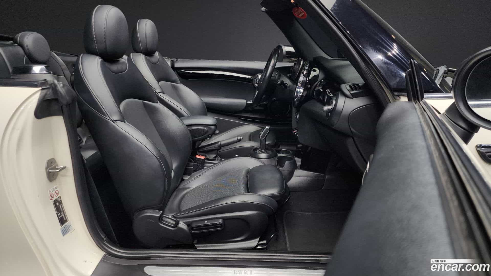 Cooper Convertible Mini 2022.4-OPTION-015