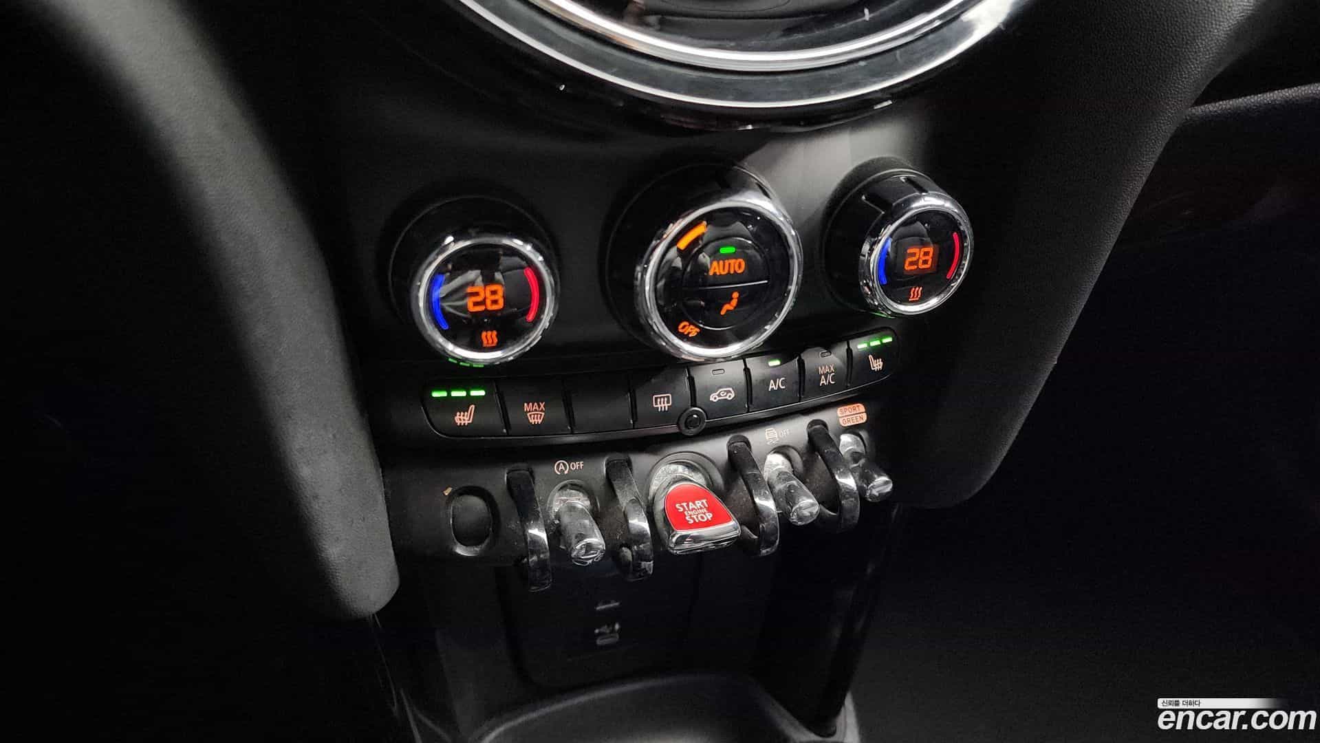 Cooper Convertible Mini 2022.4-OPTION-021