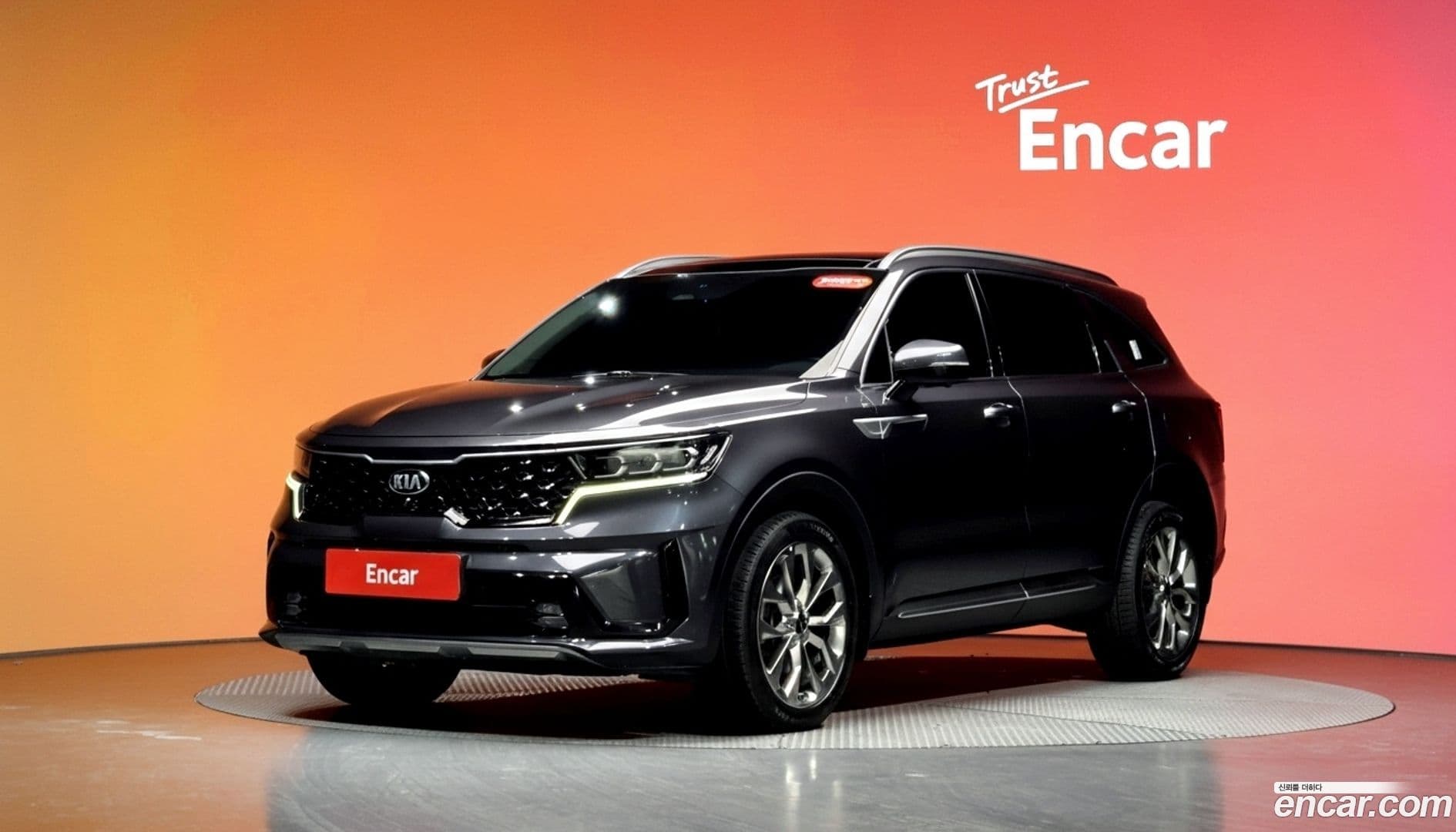 Main__Slider__Photo:Sorento Kia 2020.9-0