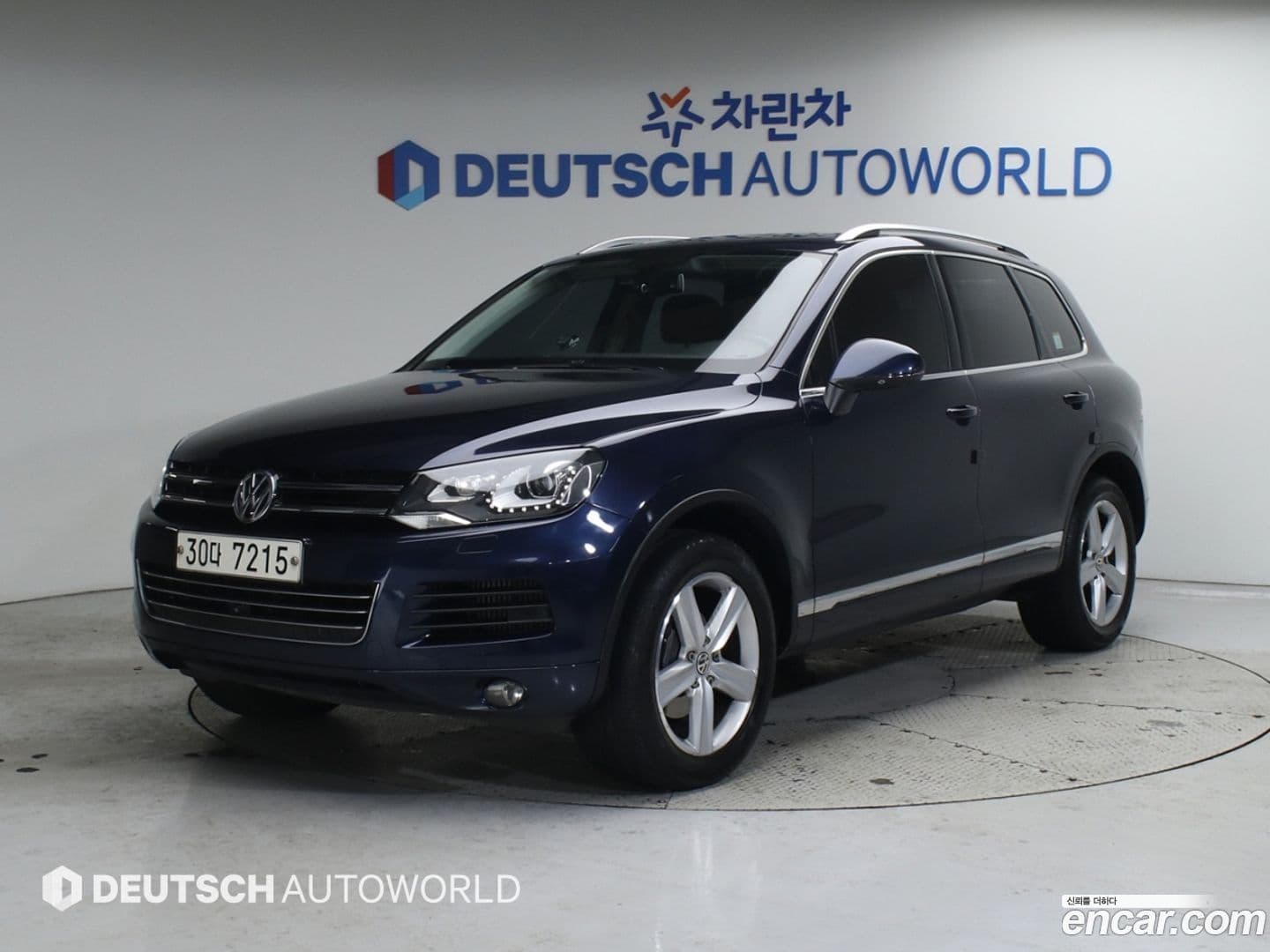 Main__Slider__Photo:Touareg Volkswagen 2012.8-0