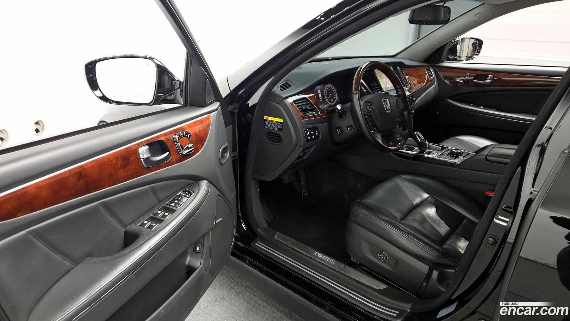 Equus Hyundai 2013.9-INNER-010