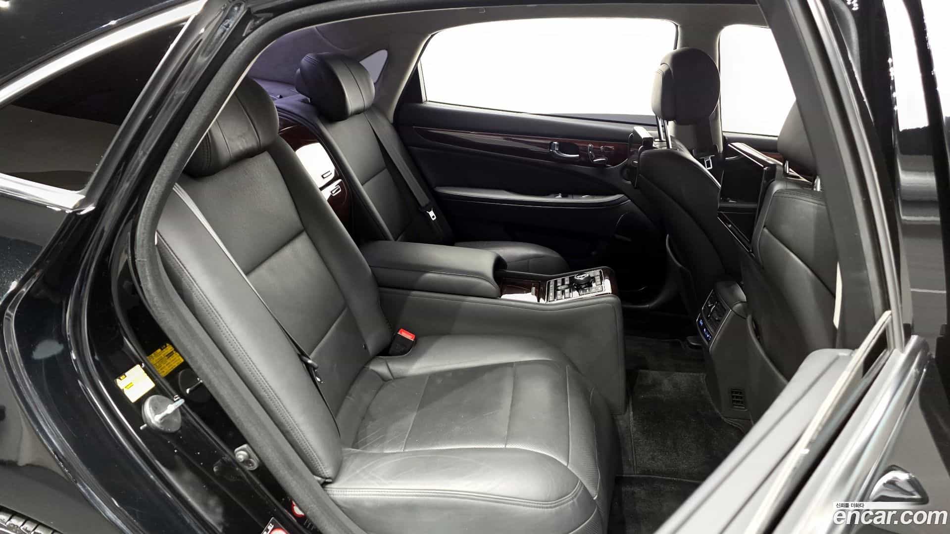 Equus Hyundai 2013.9-OPTION-016