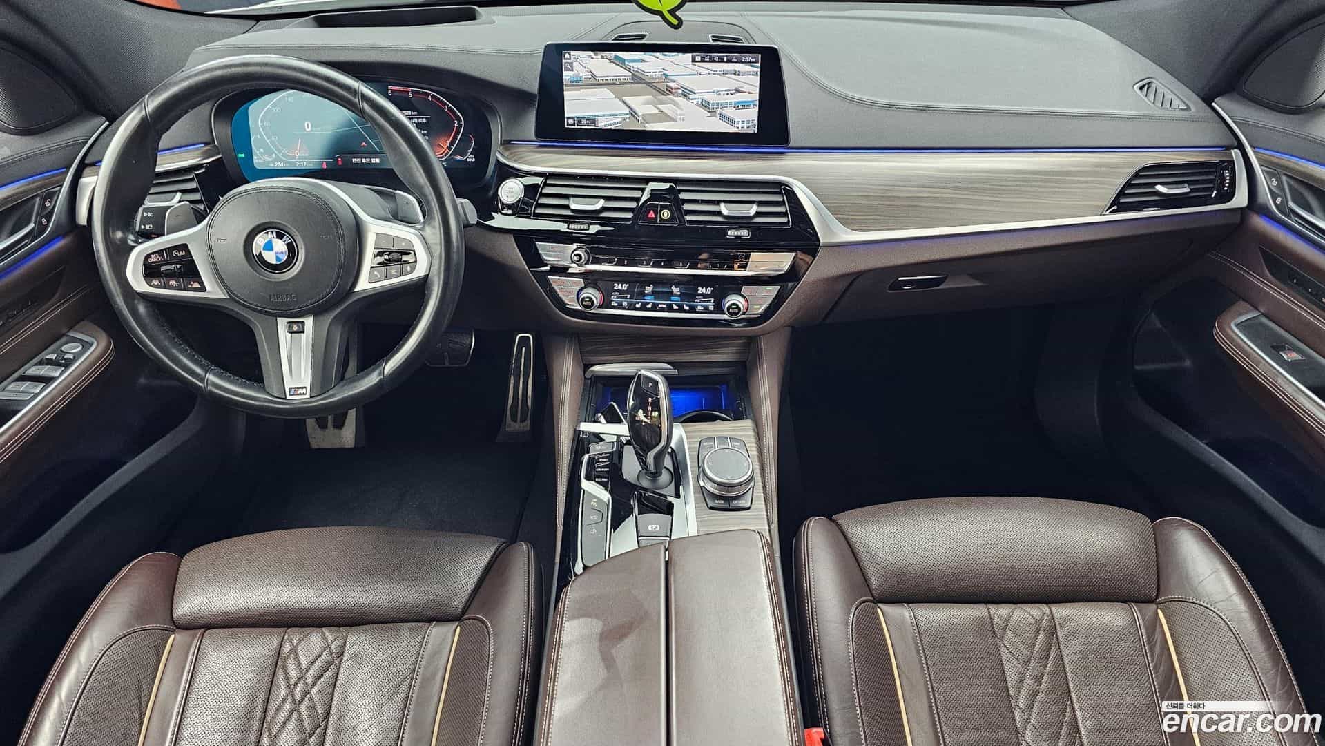 Gran Turismo BMW 2019.9-INNER-007
