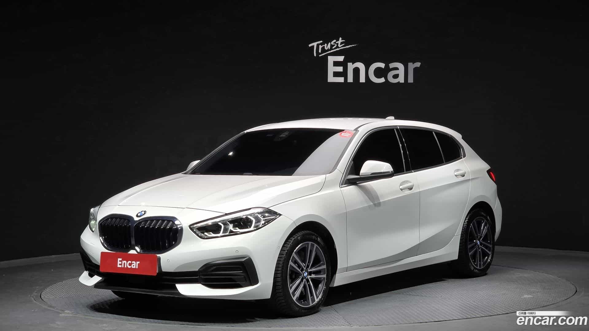 1-Series BMW 2021.10-OUTER-001