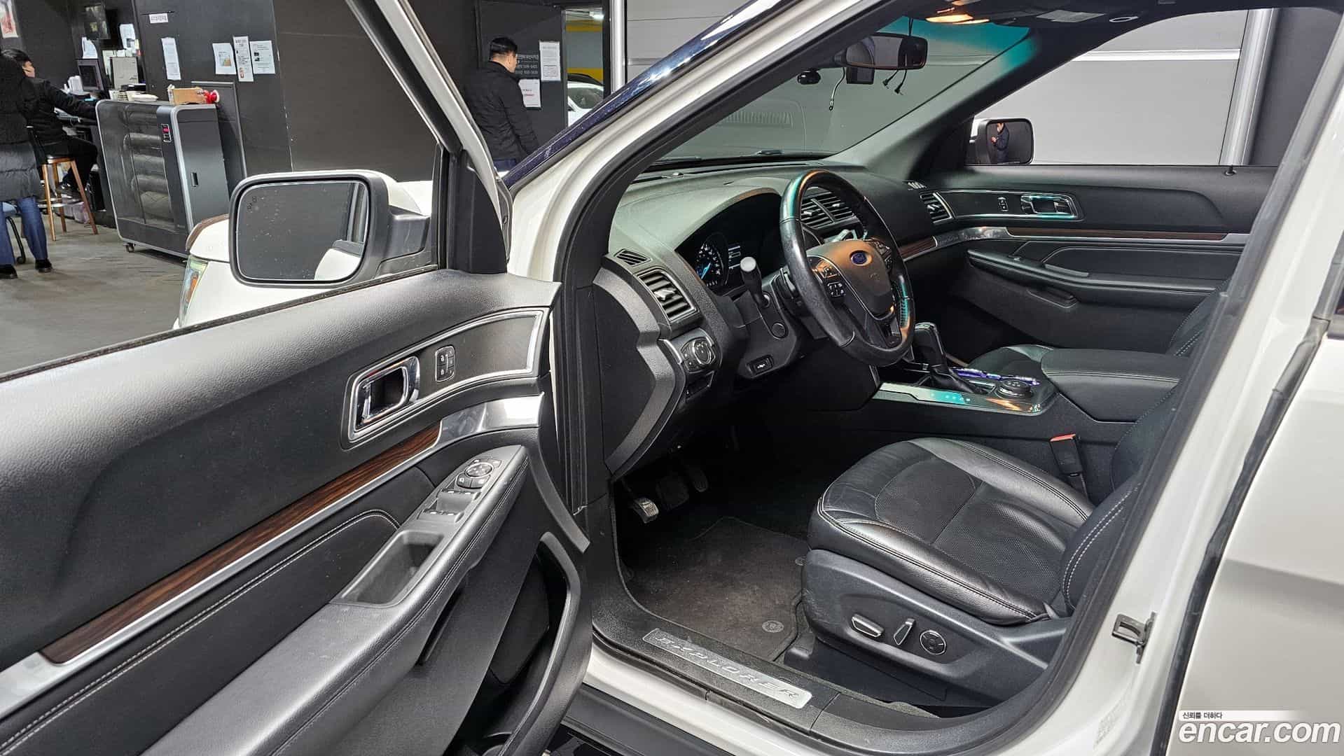 Explorer Ford 2016.8-INNER-010