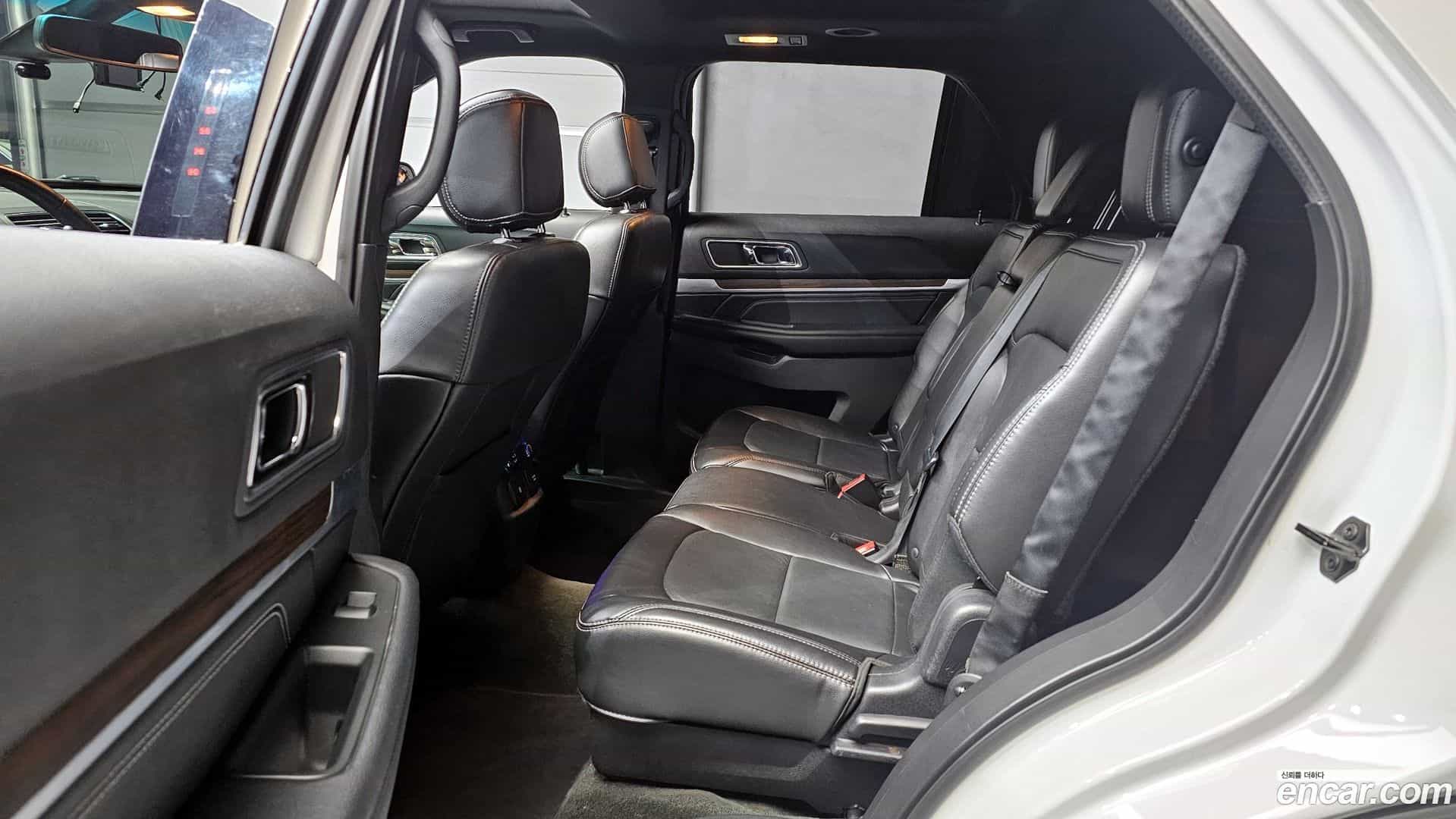 Explorer Ford 2016.8-OPTION-017