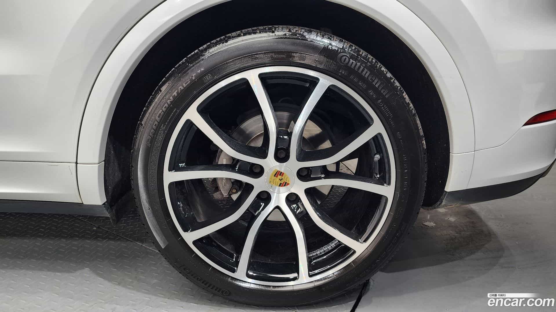 Cayenne Porsche 2021.4-OUTER-005