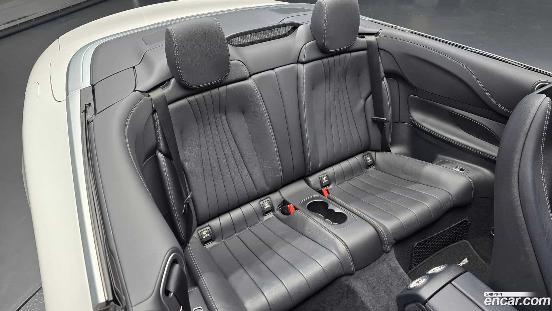 E-Class Mercedes-Benz 2019.11-OPTION-016