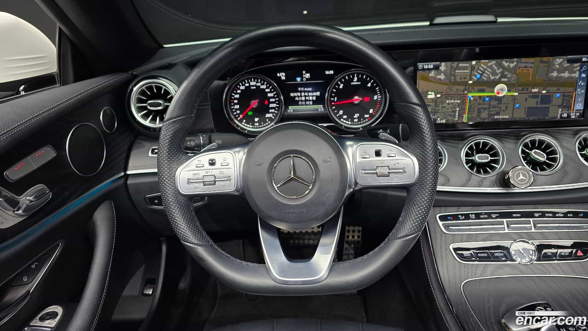 E-Class Mercedes-Benz 2019.11-OPTION-017