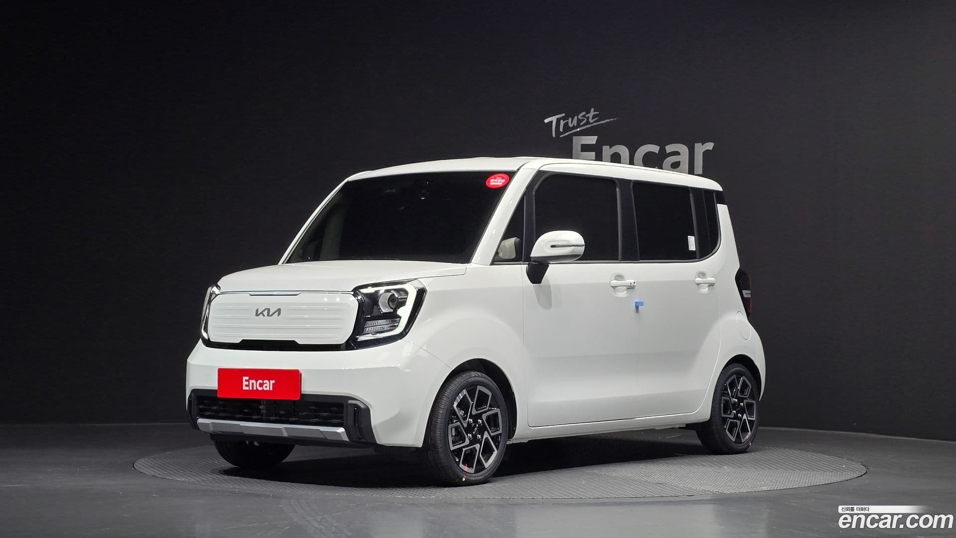 Main__Slider__Photo:RAY Kia 2026.0-0