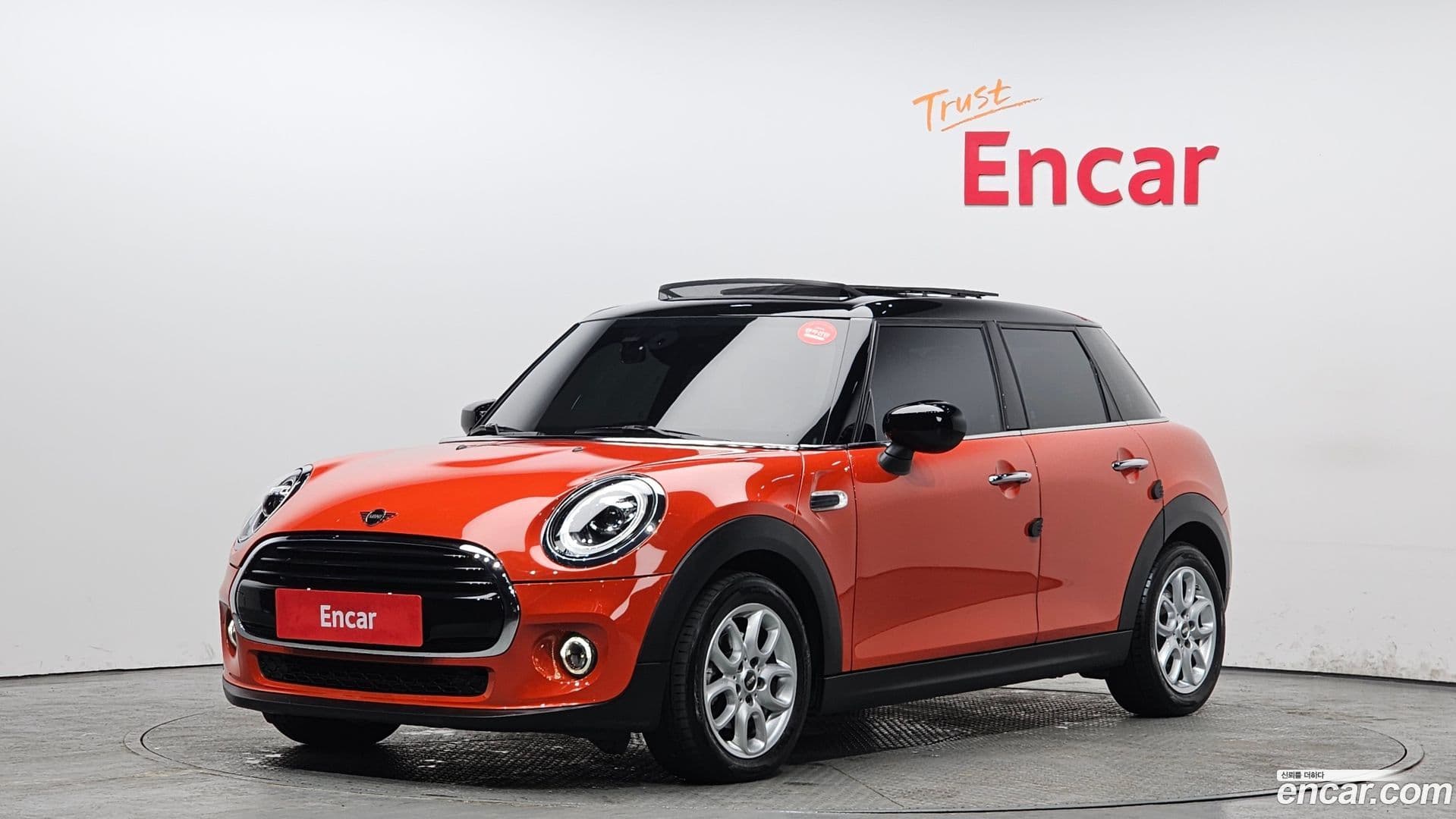 Main__Slider__Photo:Cooper Mini 2021.5-0