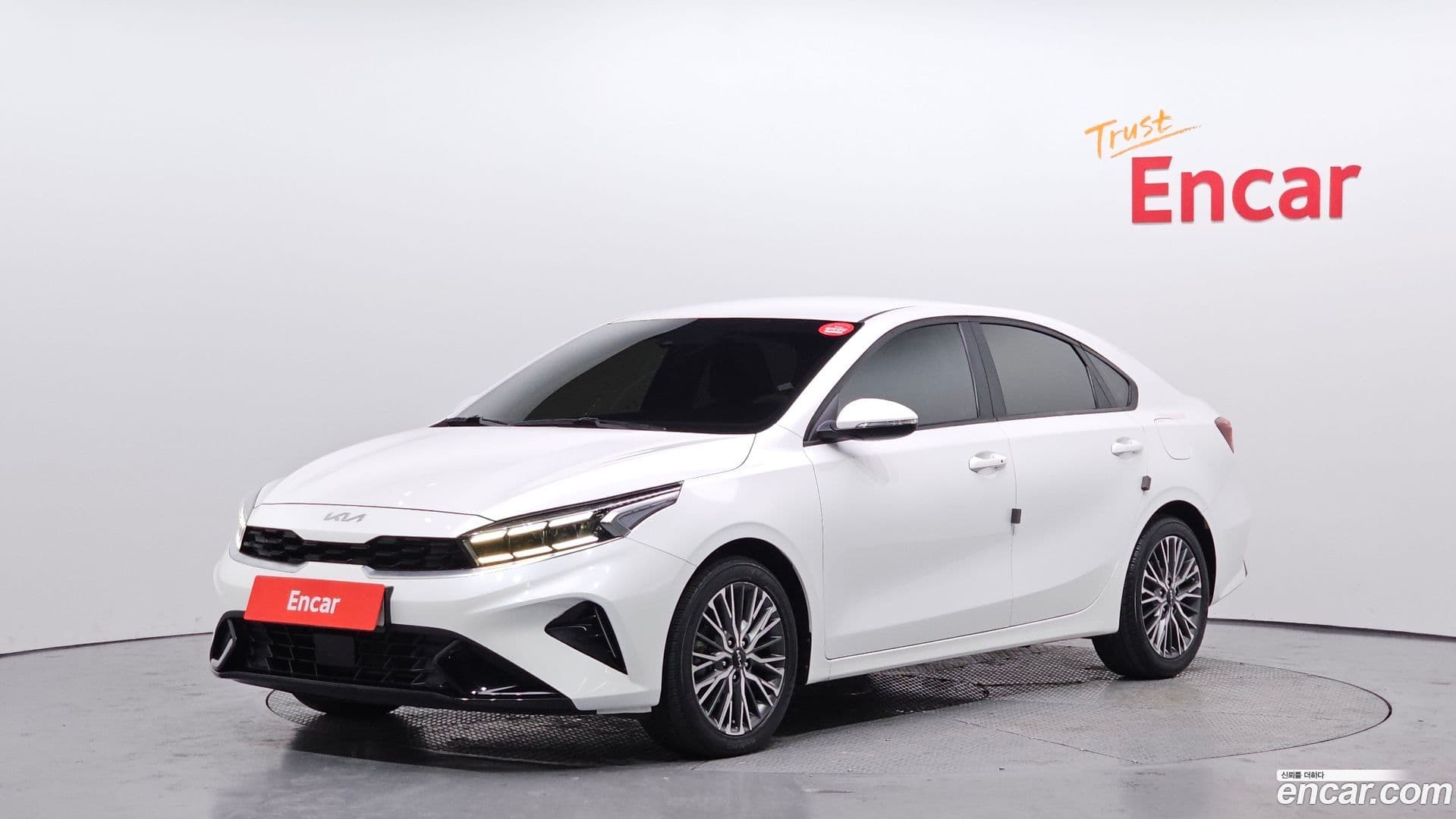 Main__Slider__Photo:K3 Kia 2022.1-0