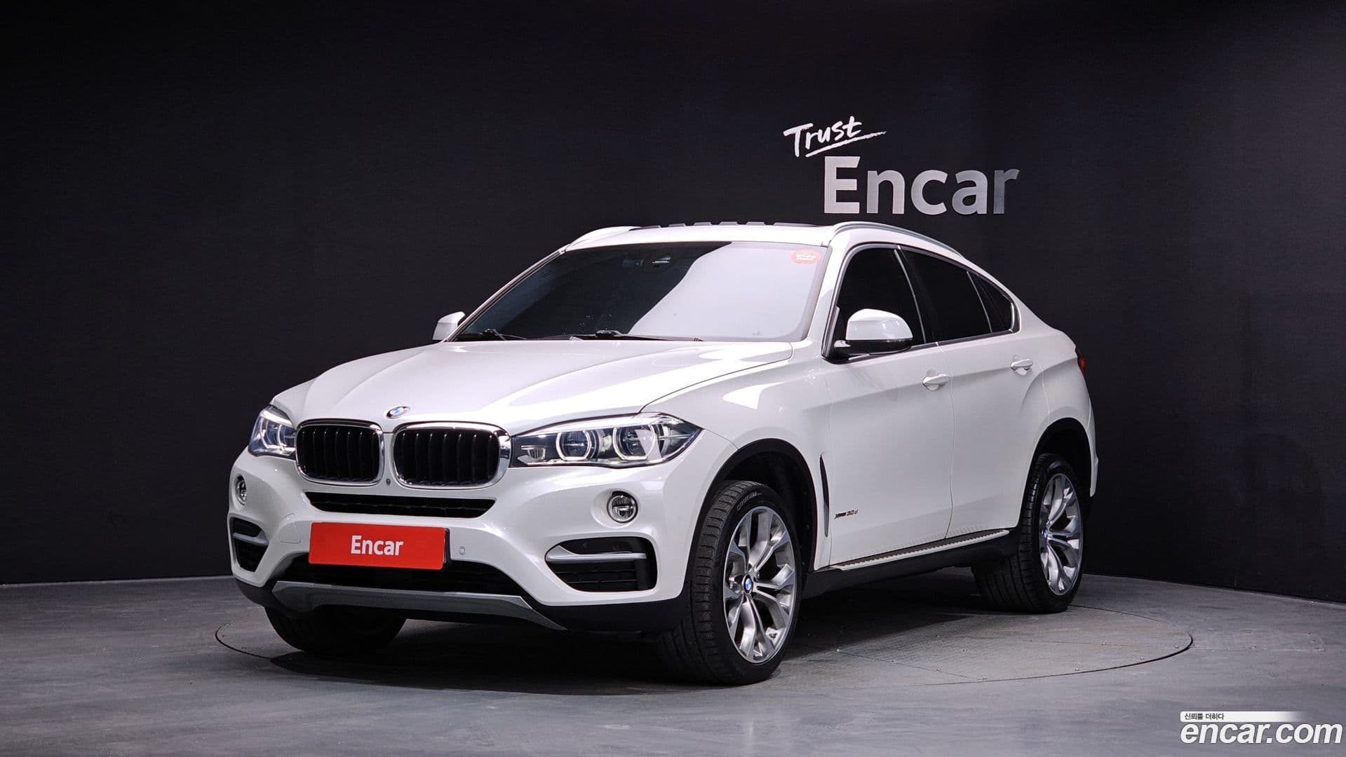 Main__Slider__Photo:X6 BMW 2018.6-0