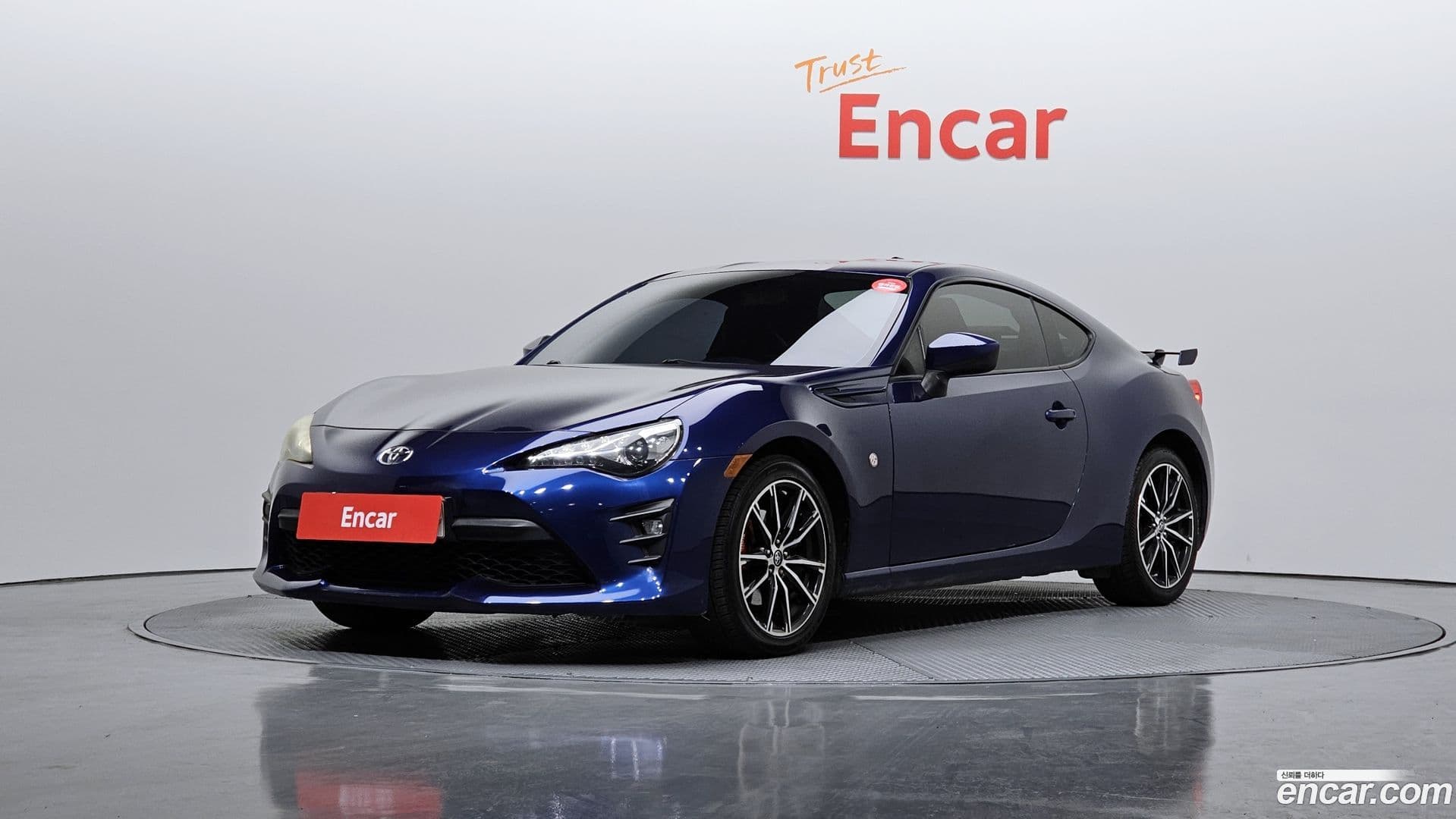 Main__Slider__Photo:86 Toyota 2017.4-0