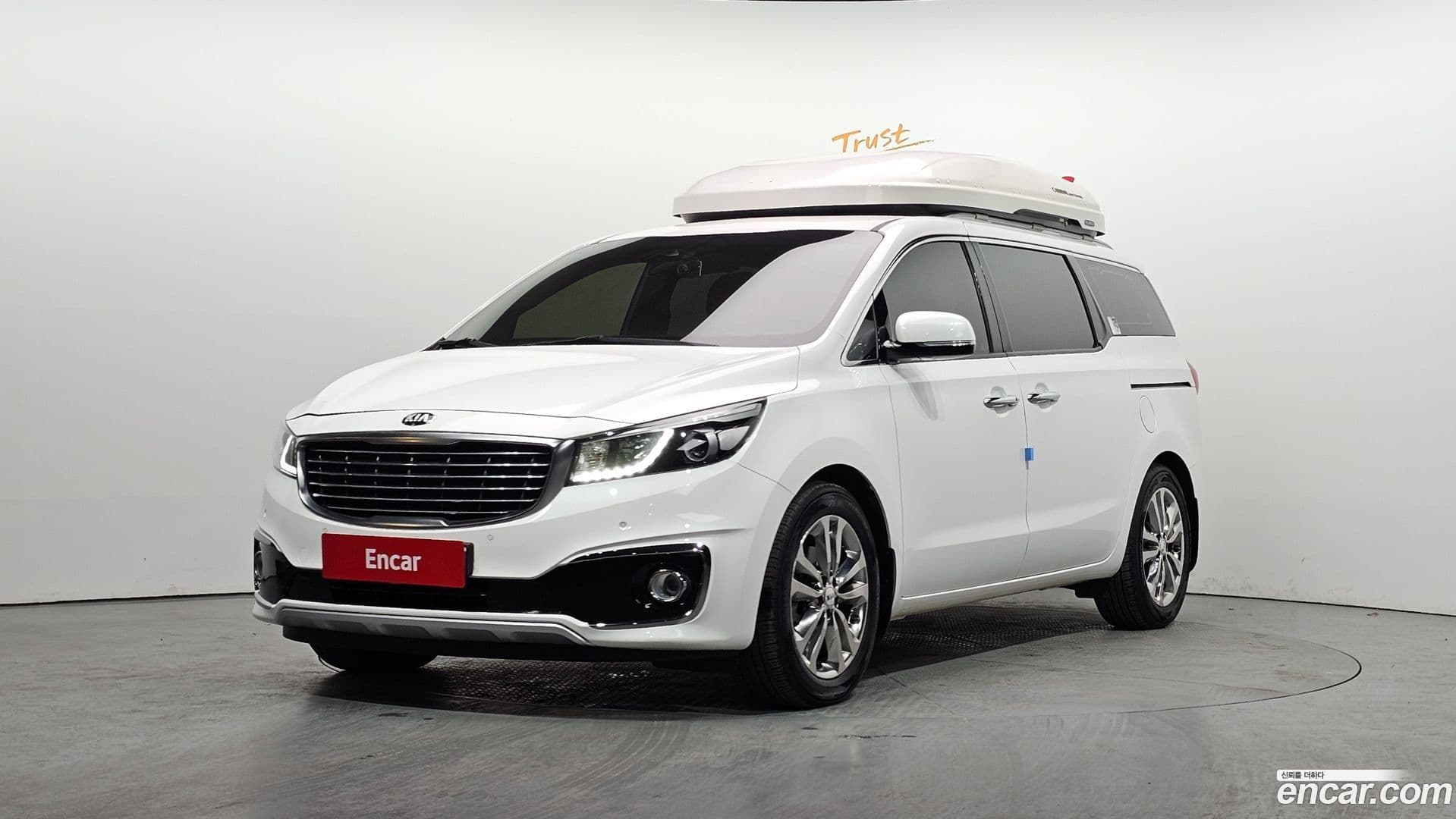 Main__Slider__Photo:Canival Kia 2017.11-0