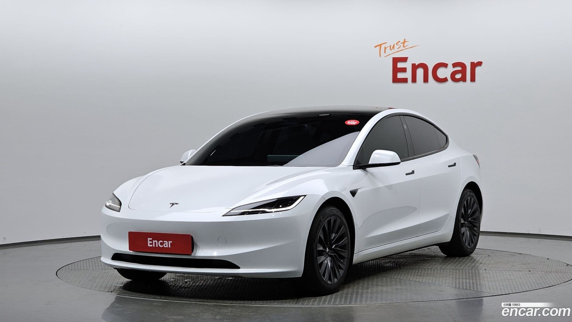 Main__Slider__Photo:Model 3 Tesla 2024.3-0