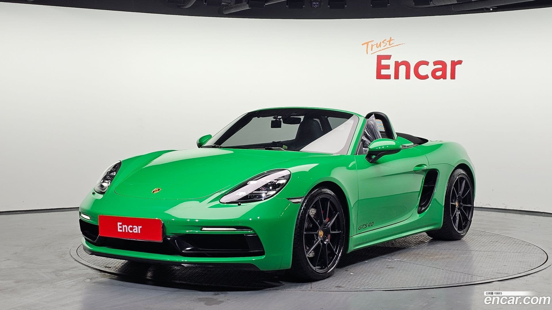Main__Slider__Photo:718 Porsche 2021.1-0
