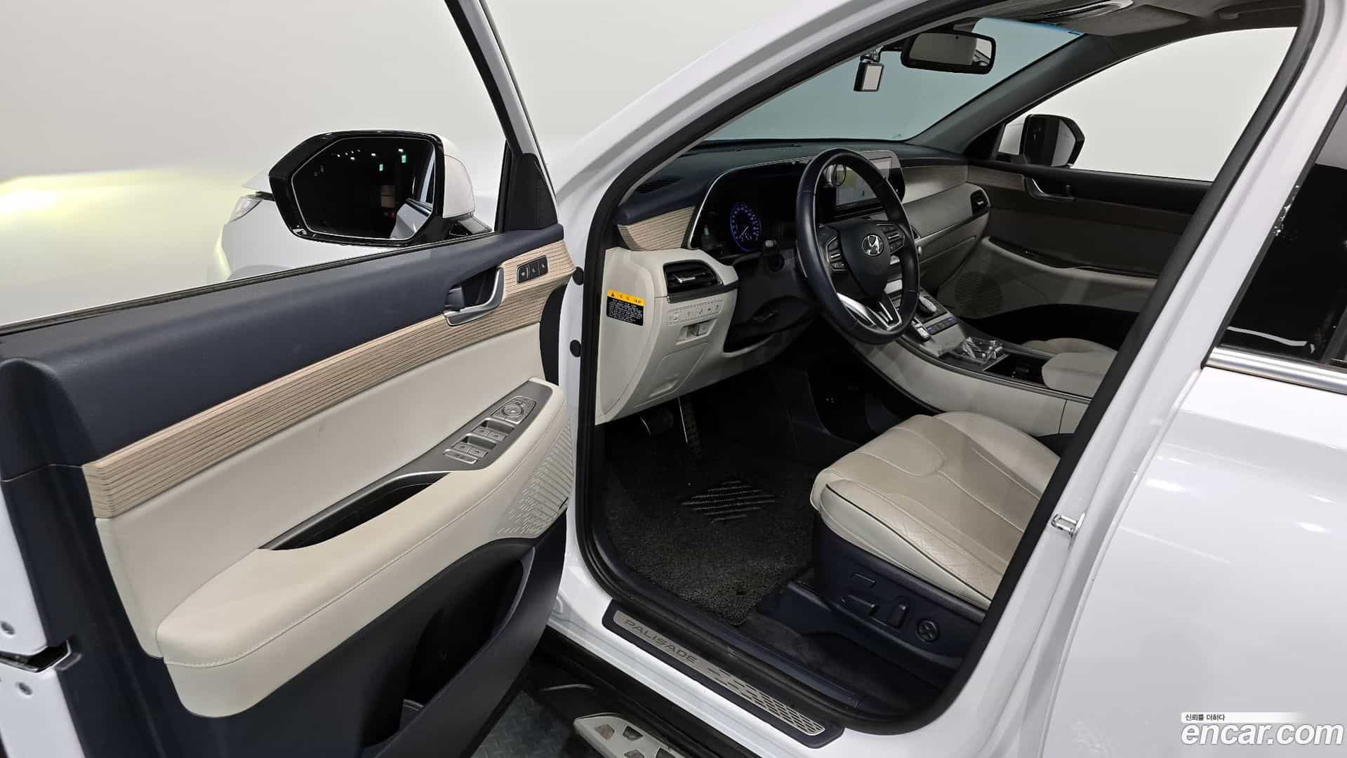 Palisade Hyundai 2019.1-INNER-010