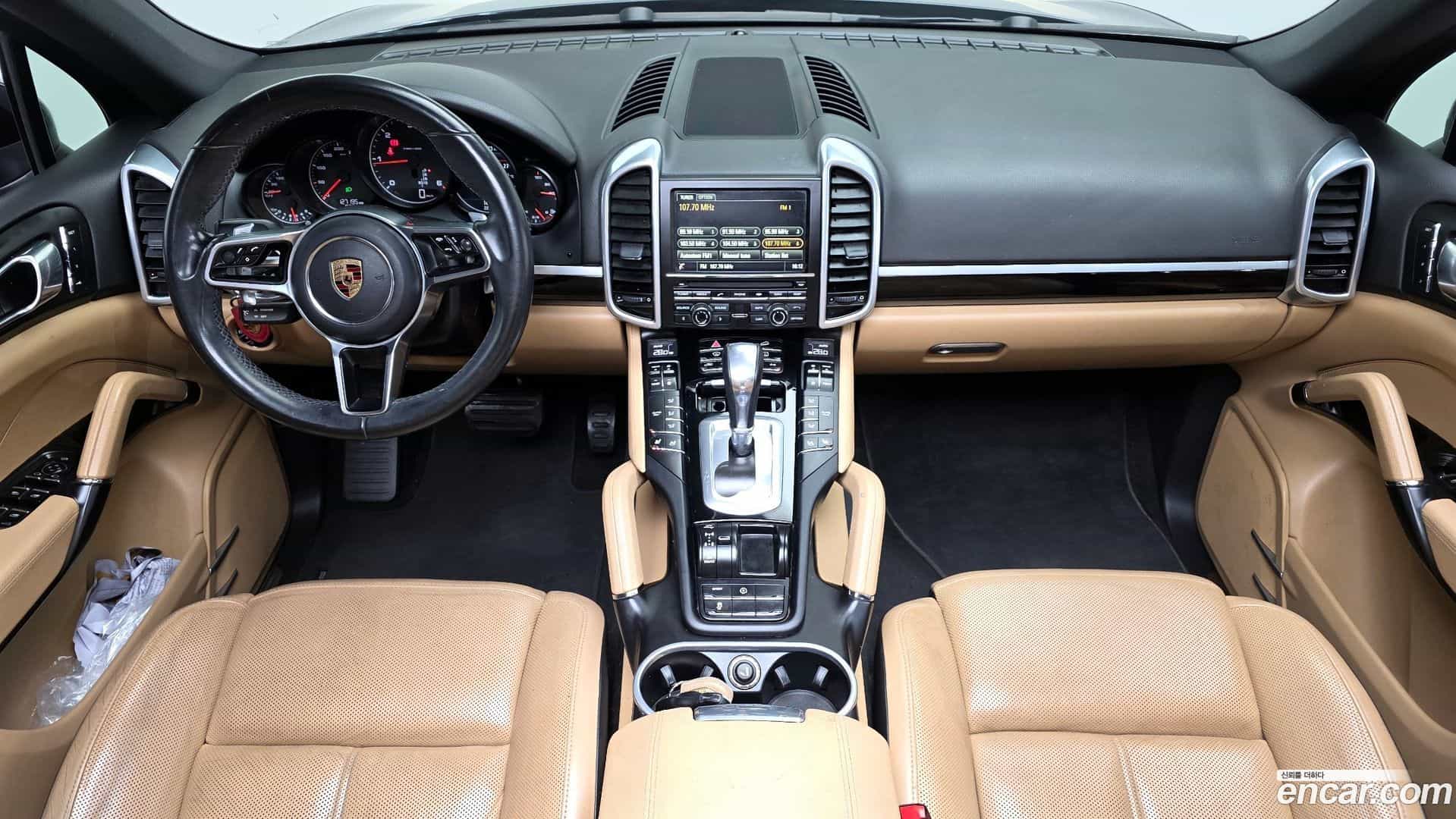 Cayenne Porsche 2016.5-INNER-007