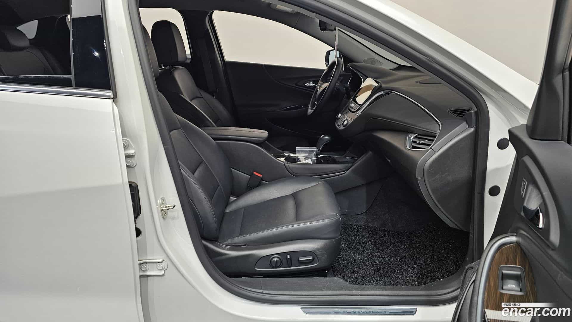 Malibu Chevrolet 2019.5-OPTION-015