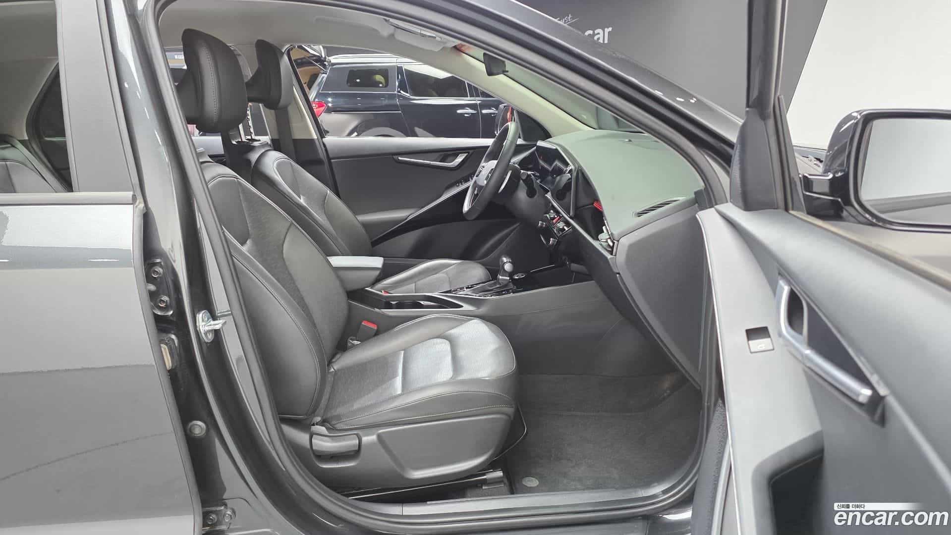 Niro Kia 2022.2-INNER-010