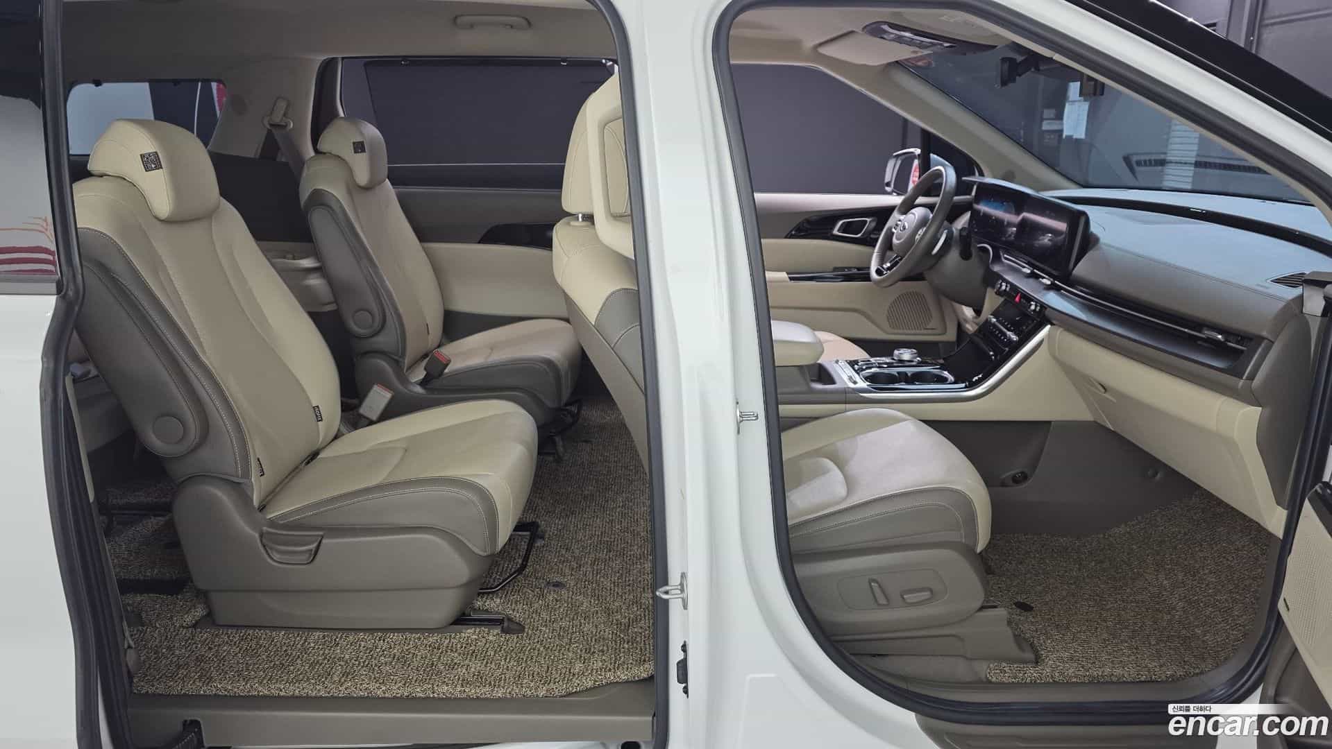 Canival Kia 2020.8-OPTION-024