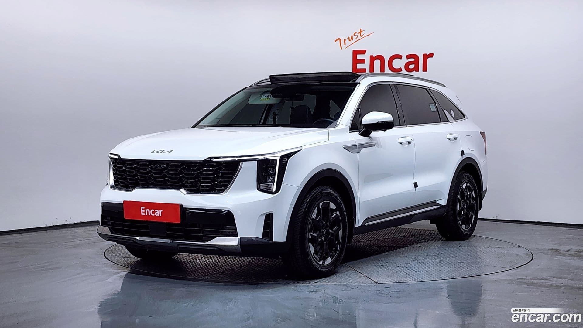 Main__Slider__Photo:Sorento Kia 2024.5-0