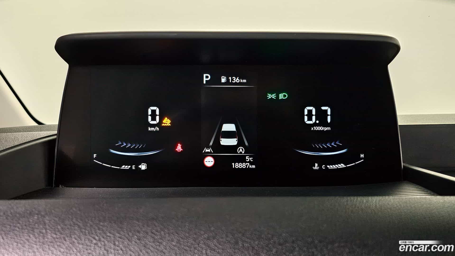 Staria Hyundai 2025.1-INNER-008