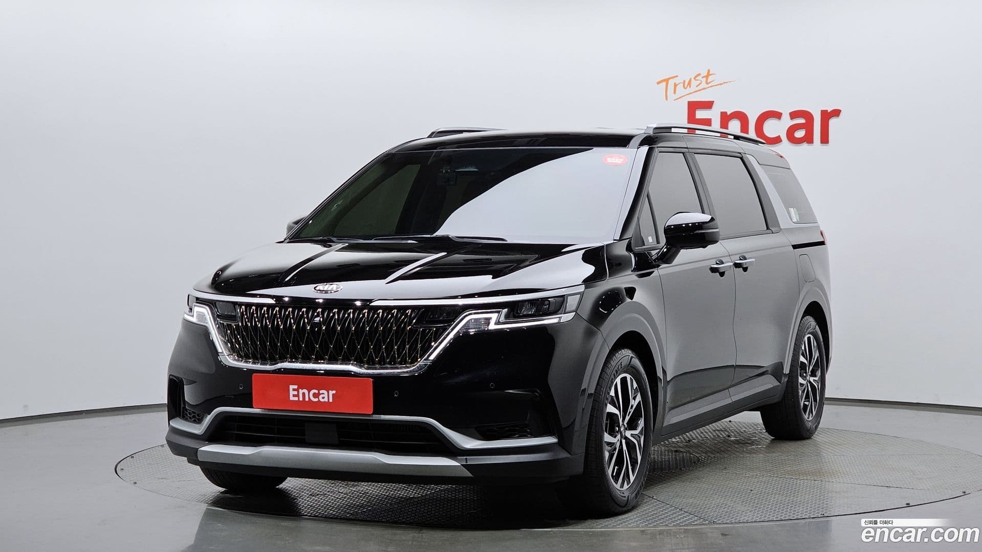 Main__Slider__Photo:Canival Kia 2021.0-0