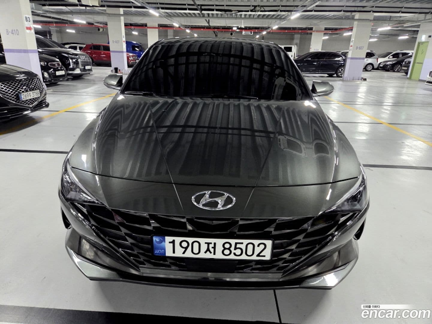 Main__Slider__Photo:AVANTE Hyundai 2022.8-0
