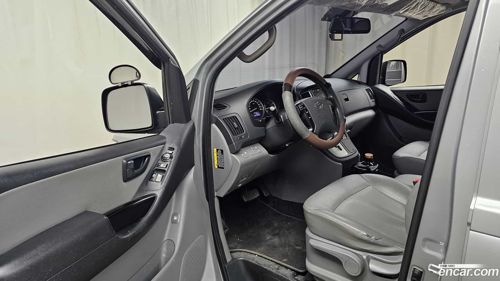 Starex Hyundai 2018.6-INNER-010