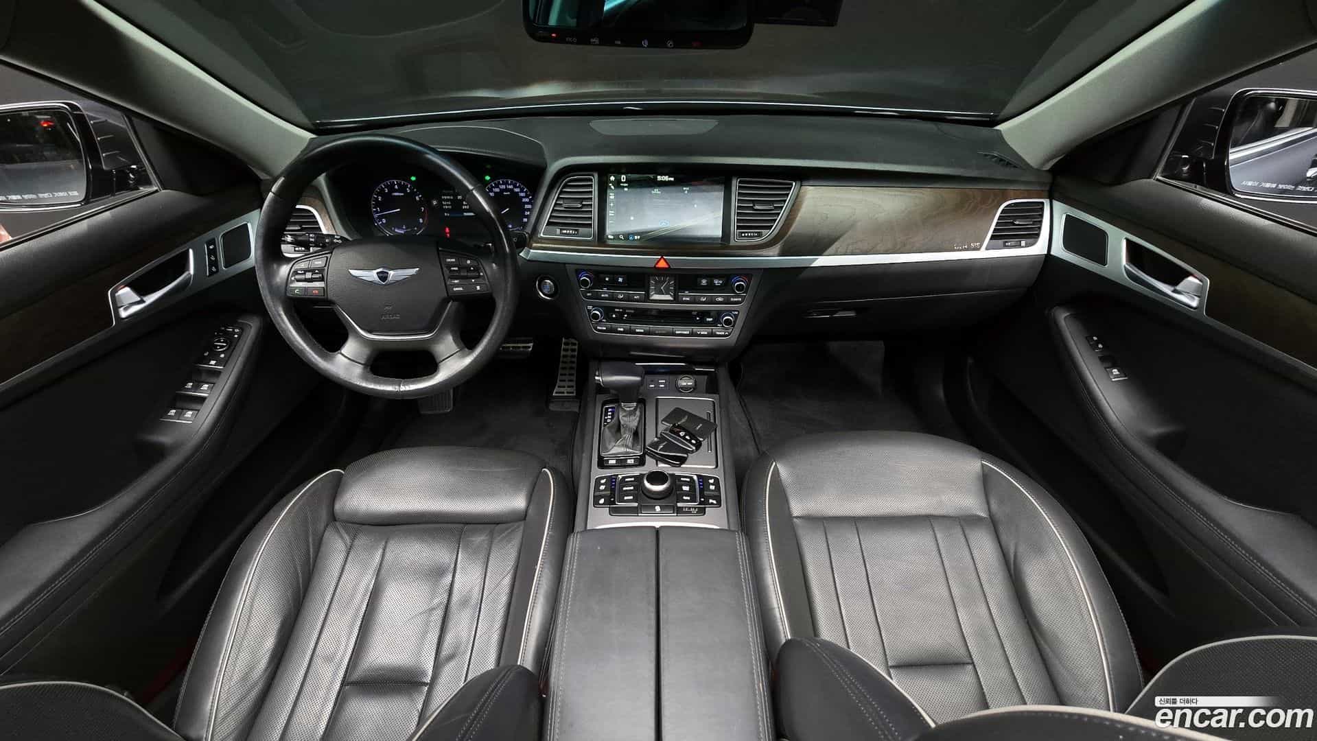 Genesis Hyundai 2014.10-INNER-007