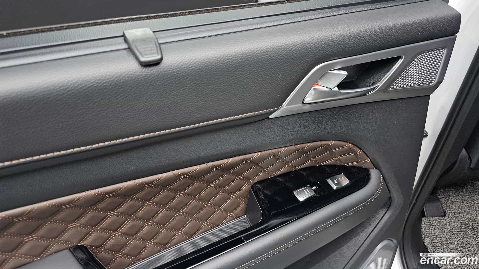Rexton KG Mobility 2021.0-OPTION-023