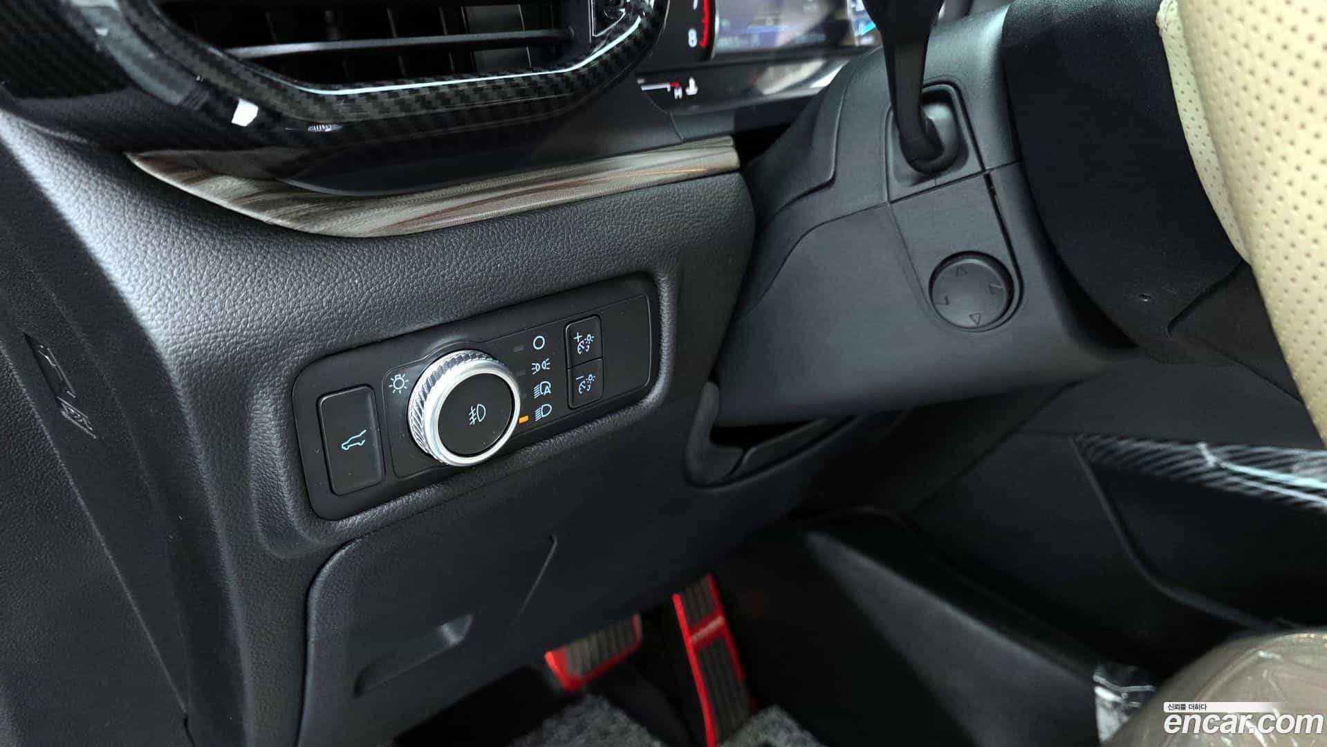 Explorer Ford 2022.8-OPTION-020