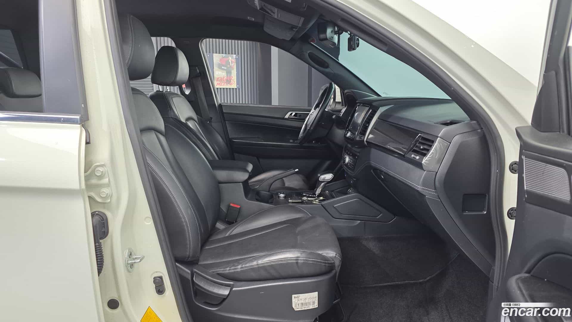 Rexton KG Mobility 2021.9-OPTION-015