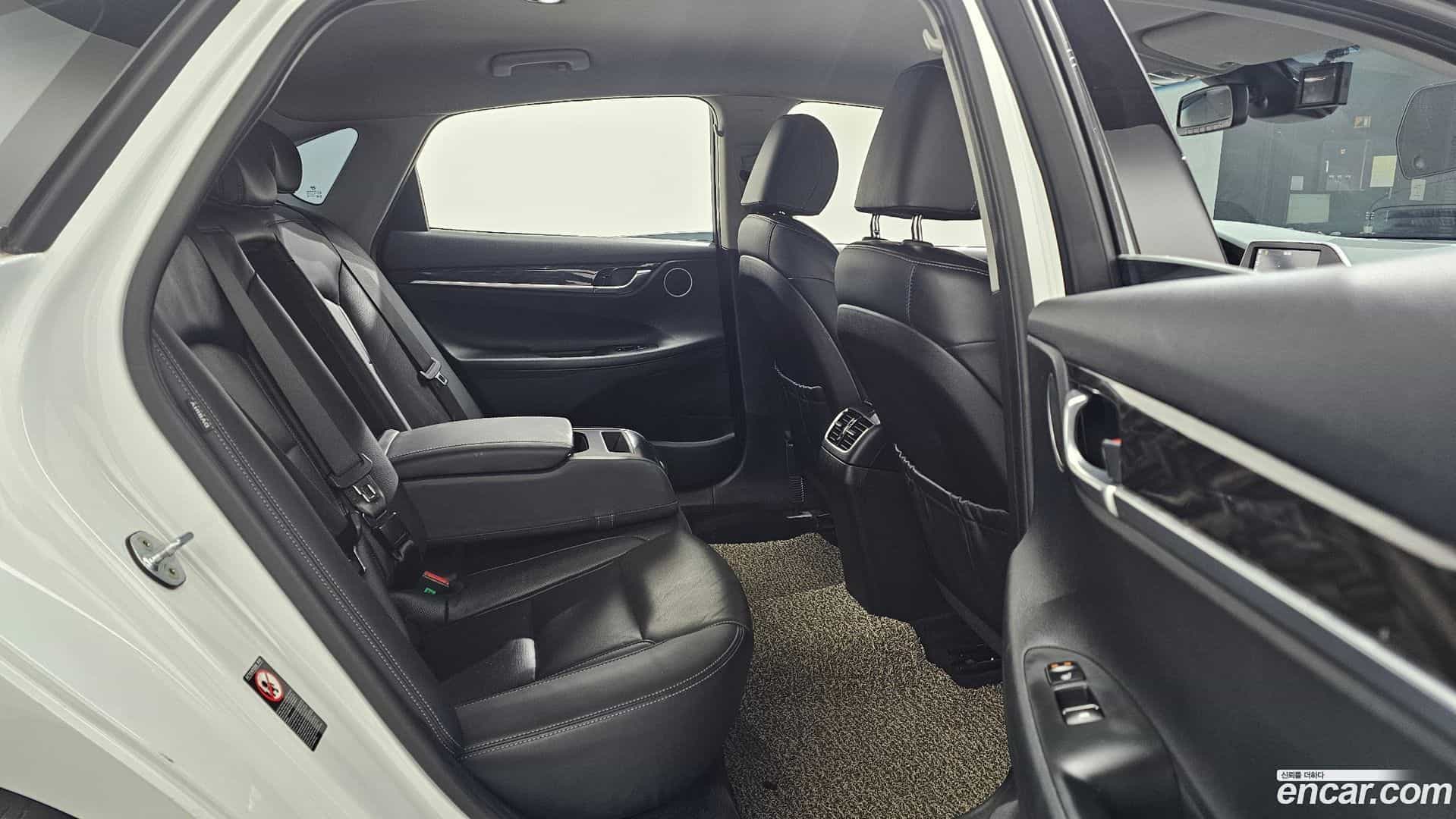 Grandeur Hyundai 2018.10-OPTION-016